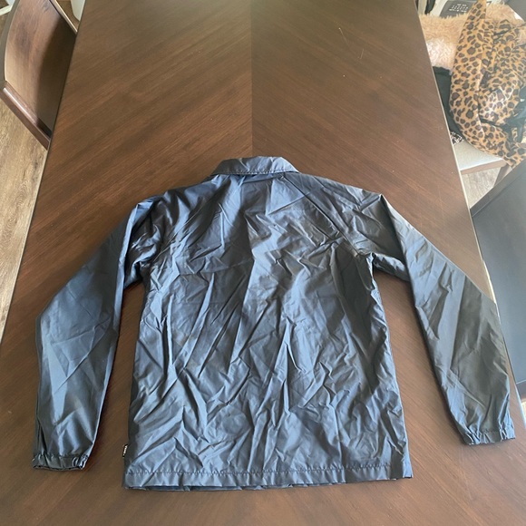 Vans wind breaker - Picture 5 of 5